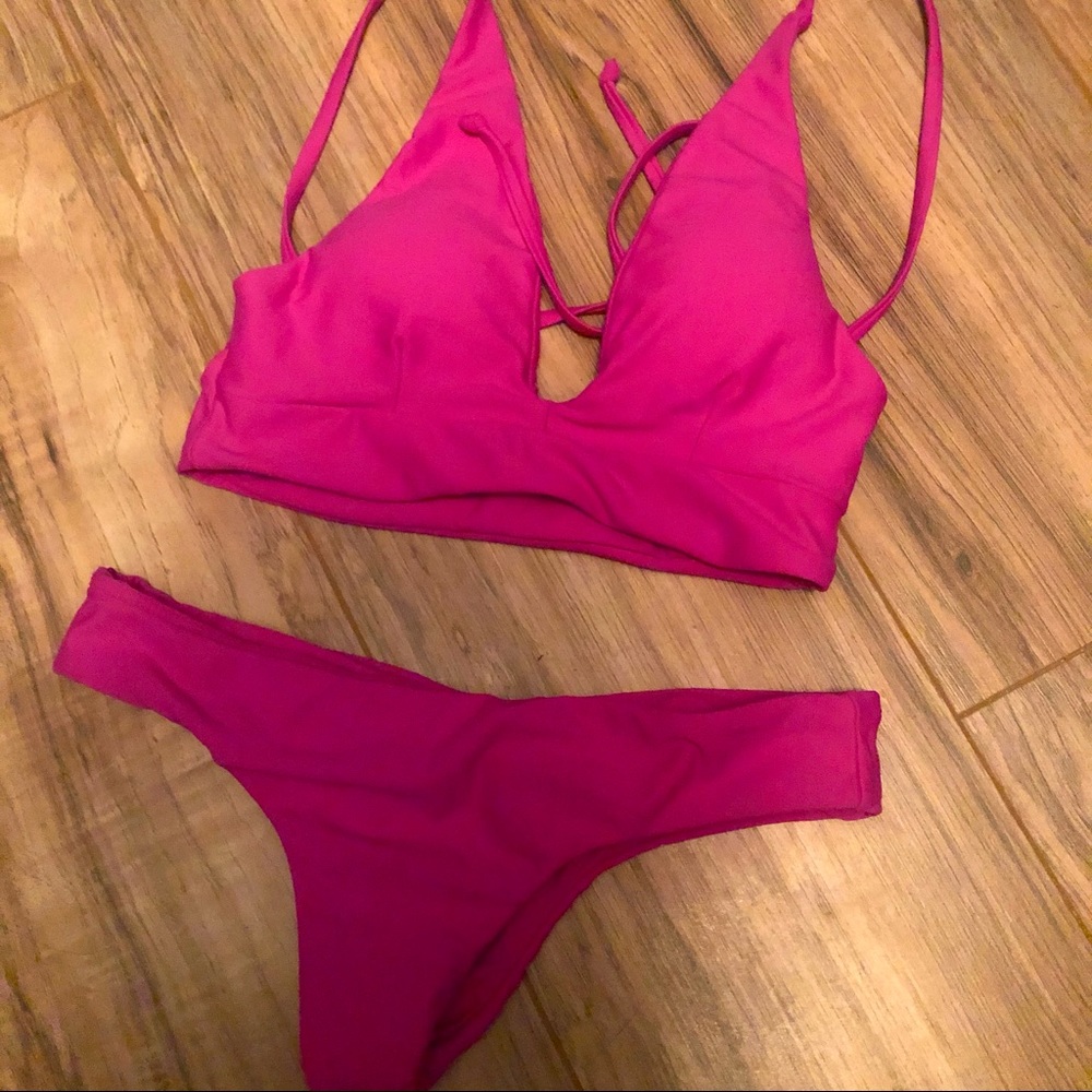 NWOT Berry swim
